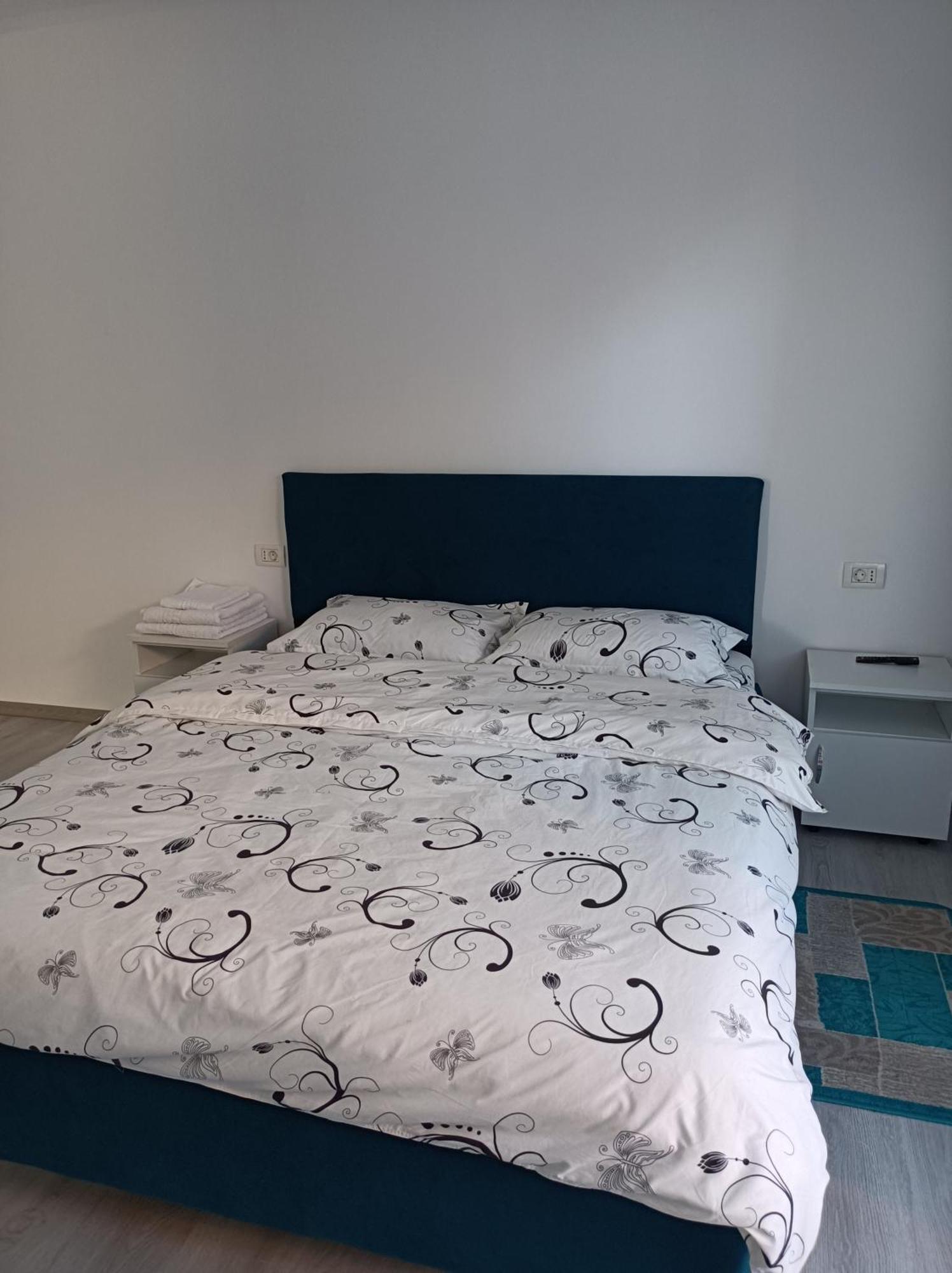 Pensiunea Ileana Novaci-Străini Extérieur photo