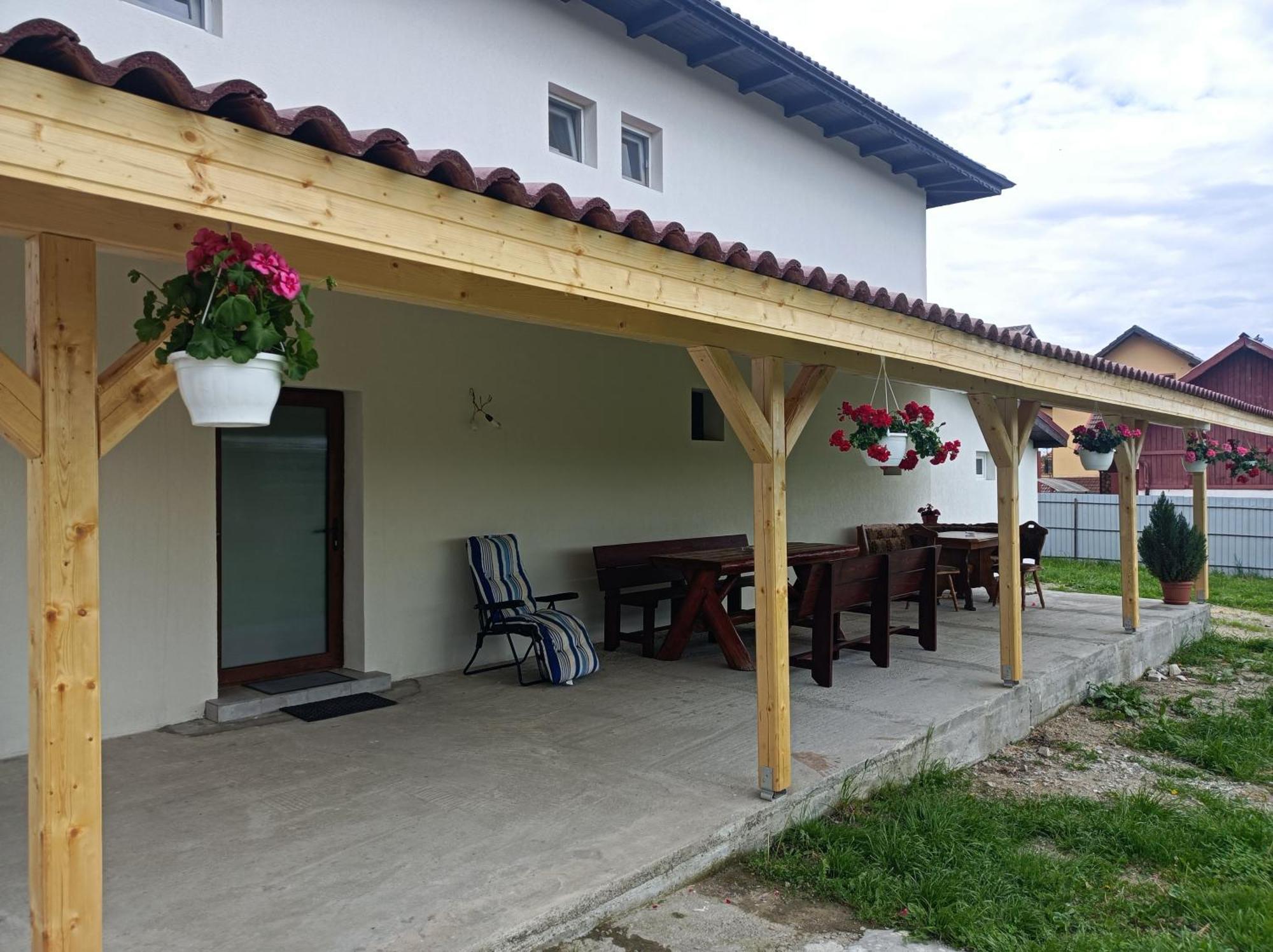 Pensiunea Ileana Novaci-Străini Extérieur photo