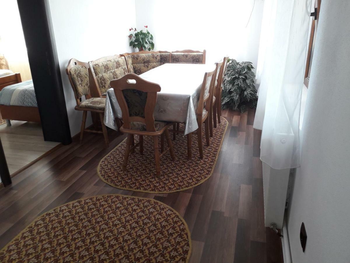 Pensiunea Ileana Novaci-Străini Extérieur photo